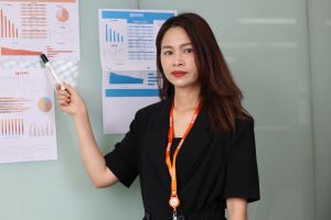 人力外包 vs. 招聘：如何選擇最适合你的業務模式